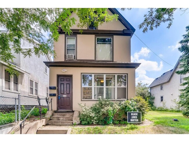 property at 634 19th Ave NE