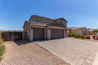 2071 E Piedmont Pl in Casa Grande, AZ - Building Photo - Building Photo