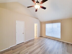 4626 Jaymar Dr in Sugar Land, TX - Building Photo - Building Photo