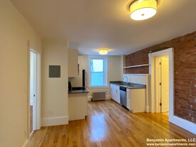80 Harvard Ave, Unit 20 in Brookline, MA - Building Photo
