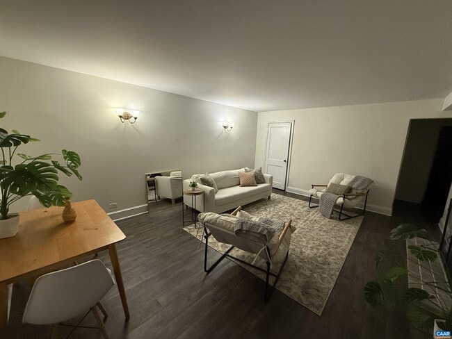 2709 Eton Rd in Charlottesville, VA - Building Photo - Building Photo