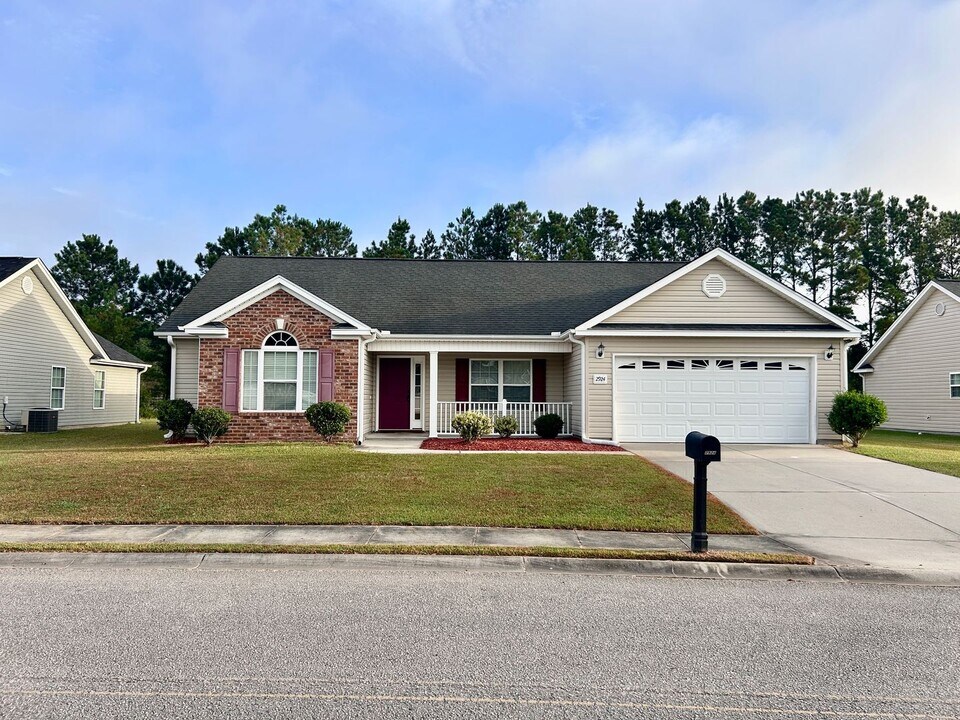 2924 Ivy Glen Dr in Conway, SC - Building Photo