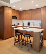 Avery 450 in San Francisco, CA - Building Photo - Interior Photo