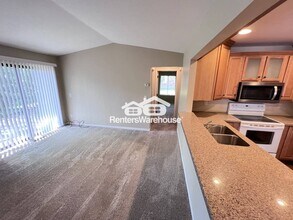 4504 Aspenwood Trail in Minnetonka, MN - Building Photo - Building Photo