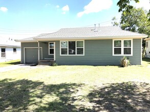 1809 Langford St in Greenville, TX - Building Photo - Building Photo