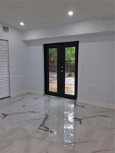 1535 NE 139th St in North Miami, FL - Building Photo - Building Photo