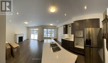 59 Mountainside Cres in Whitby, ON - Building Photo - Building Photo