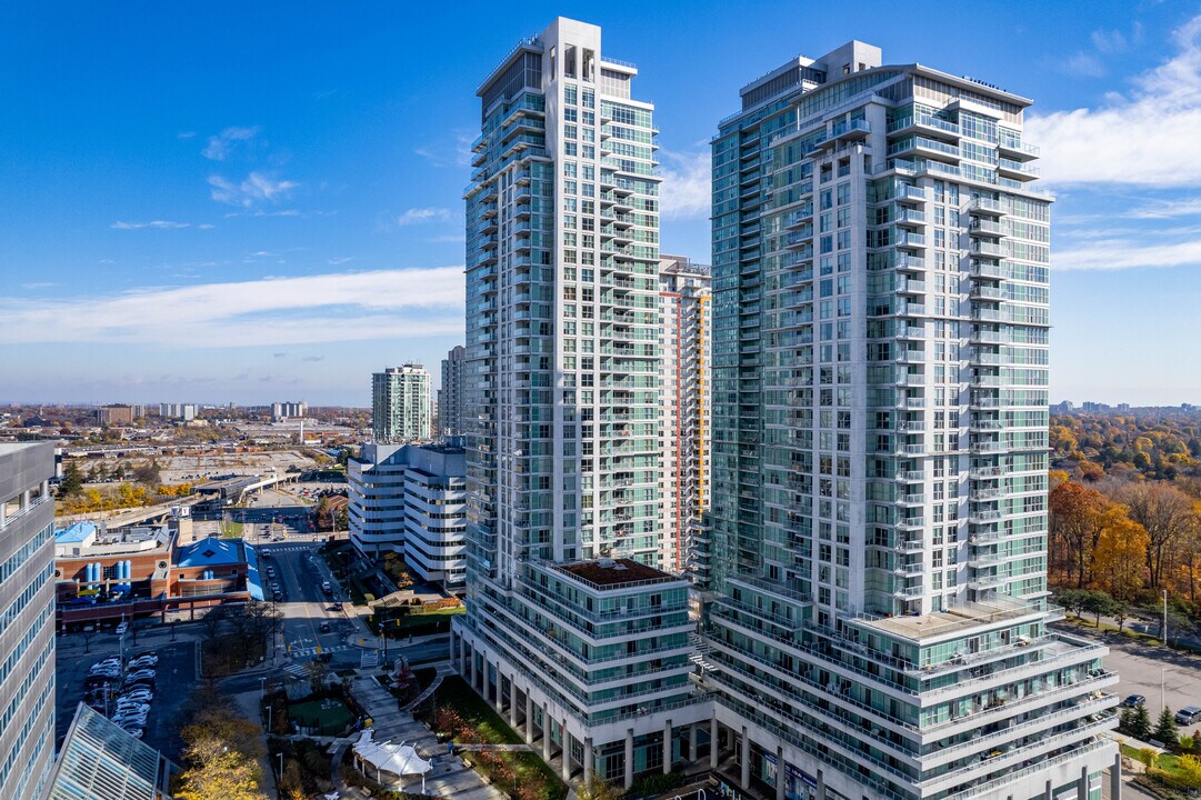 EQI at Equinox in Toronto, ON - Building Photo