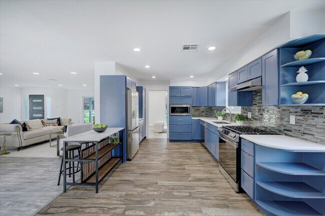 5802 Valkeith Dr in Houston, TX - Building Photo - Building Photo
