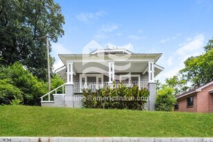 1711 Eufaula Ave in Birmingham, AL - Building Photo