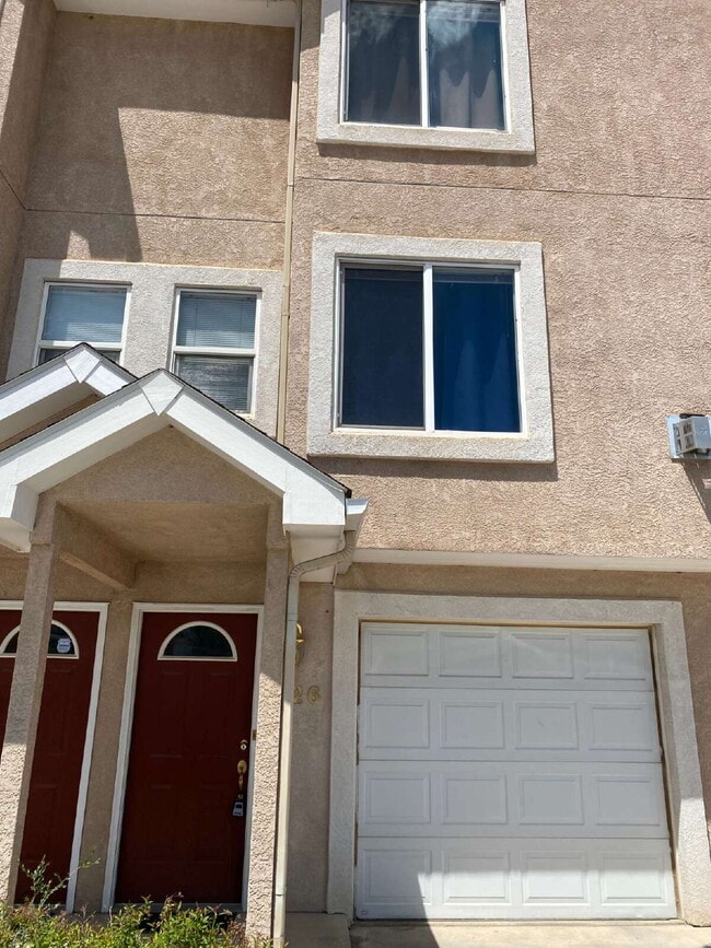 property at 826 Mesa Valley Rd