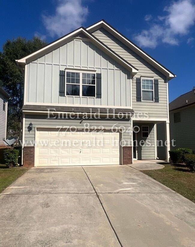 property at 586 Grenier Terrace NE