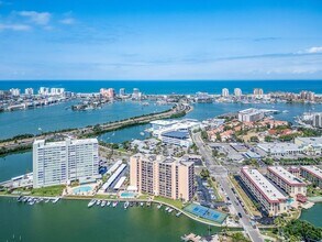 51 Island Way, Unit 800 in Clearwater, FL - Building Photo - Building Photo