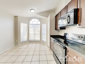 7227 Edgewater Shores Ct in Orlando, FL - Foto de edificio - Building Photo