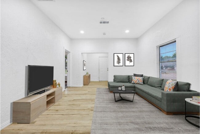 property at 809 Martin Luther King Jr Blvd