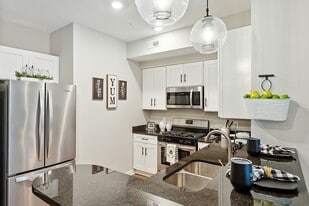 The Valley in Grand Rapids, MI - Building Photo