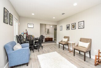 9235 Pecos St in Houston, TX - Building Photo - Building Photo