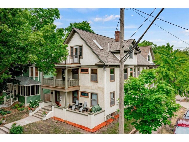 property at 3302 Harriet Ave