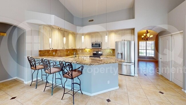 4413 E Desert Trumpet Rd
