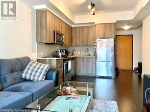 15 Prince Albert Blvd in Kitchener, ON - Building Photo - Building Photo