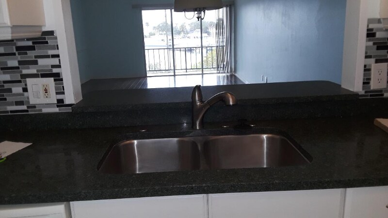 715 S Beach St in Daytona Beach, FL - Building Photo