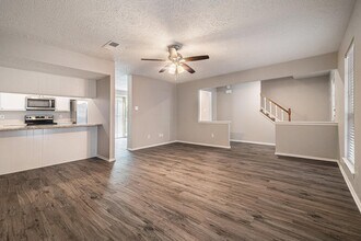 11915 S Red Cedar Cir in Spring, TX - Building Photo - Building Photo
