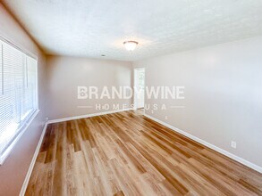 6230 Cedar Wood Dr in College Park, GA - Building Photo - Building Photo