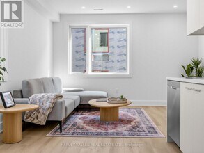 45 Bellevue Ave in Toronto, ON - Building Photo - Building Photo