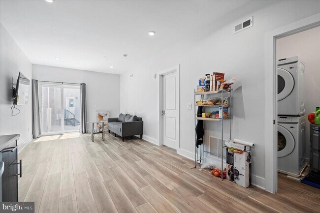 3938 Haverford Ave in Philadelphia, PA - Building Photo - Building Photo