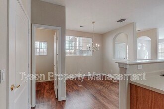 10932 Hanalei Ave NE in Albuquerque, NM - Foto de edificio - Building Photo