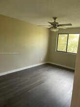 9244 W Atlantic Blvd in Coral Springs, FL - Building Photo - Building Photo