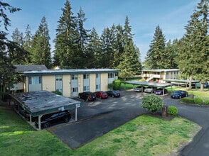 Hawks Prairie Apartments in Olympia, WA - Foto de edificio - Building Photo