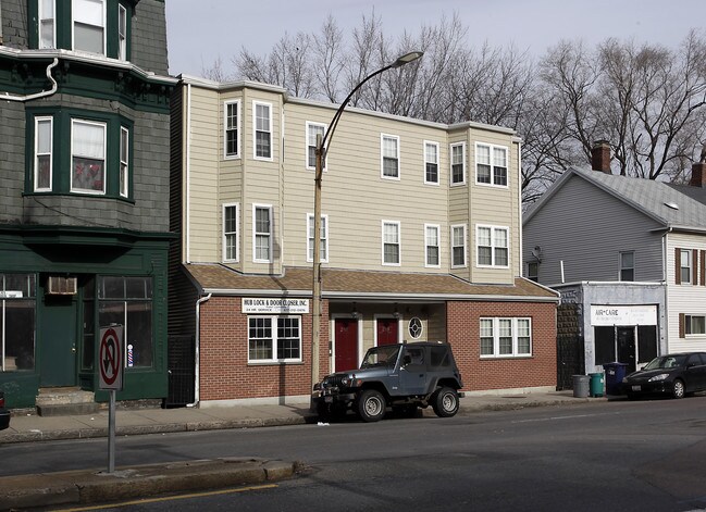 279-279A Dorchester St
