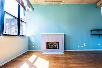 843 W Adams St in Chicago, IL - Building Photo - Building Photo