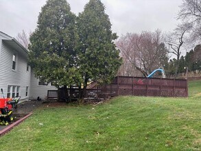 5 Verplanck Ave in Hopewell Junction, NY - Building Photo - Building Photo