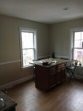 17 Putnam Ave, Unit 1 in Cambridge, MA - Building Photo - Building Photo