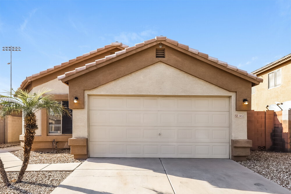 2452 N 114th Ln in Avondale, AZ - Building Photo