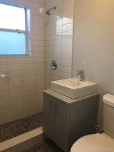 2825 SW 3rd Ave-Unit -3 in Miami, FL - Building Photo - Building Photo