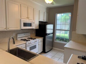4620 W William Cannon Dr in Austin, TX - Building Photo - Building Photo