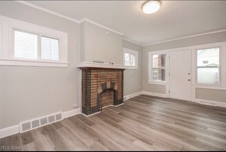 3188 W 111th St-Unit -1 in Cleveland, OH - Building Photo - Building Photo