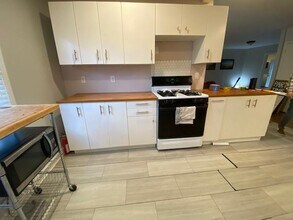 3829 Guernsey Ave in Memphis, TN - Building Photo - Building Photo