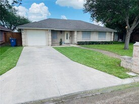 2218 Wilson Dr in Weslaco, TX - Building Photo