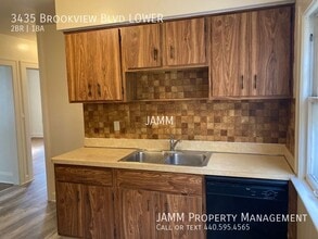 3435 Brookview Blvd in Parma, OH - Building Photo - Building Photo