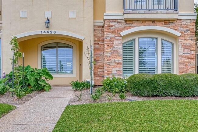 14426 Summerleaf Ln in Houston, TX - Building Photo - Building Photo