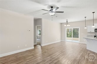 105 Danielle Loop in Rincon, GA - Foto de edificio - Building Photo