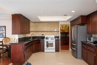 390 Dylan Cir in Corona, CA - Building Photo - Building Photo