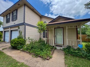 11701 Hidden Quail Dr in Austin, TX - Building Photo - Building Photo