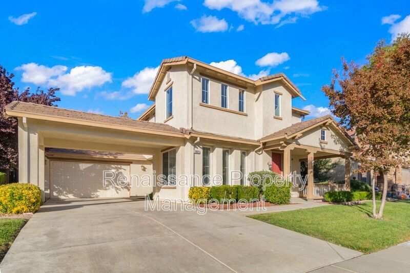 1801 Riverview Ave in Tracy, CA - Building Photo