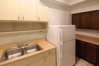 442 S Trenton Ave, Unit 1 in Pittsburgh, PA - Building Photo - Building Photo