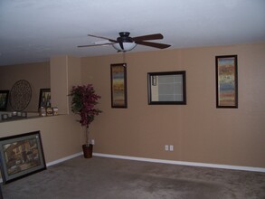 330 S Farmer Ave in Tempe, AZ - Foto de edificio - Building Photo